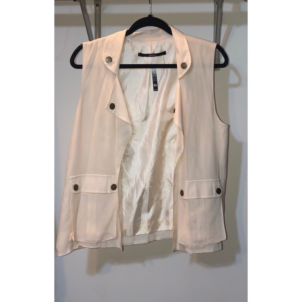 💋💋💋 3 for $20 💋💋💋 Kensie Vest